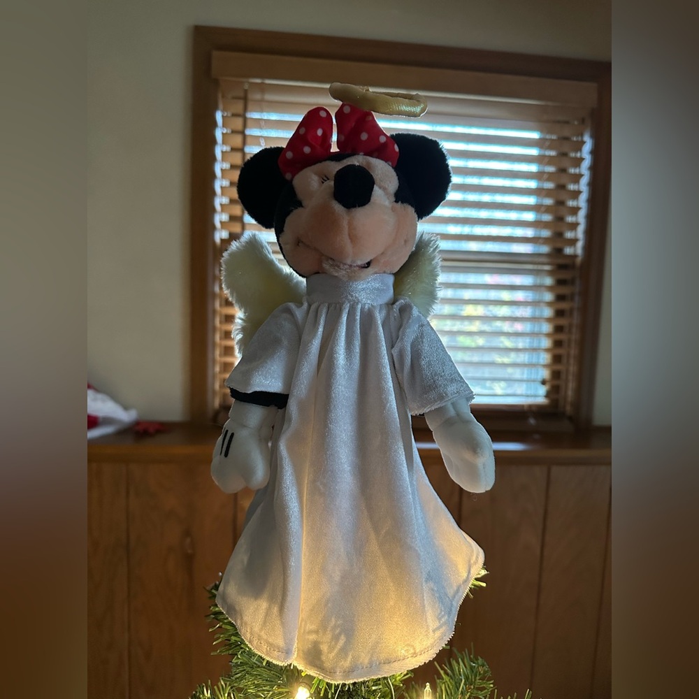 NWOT Angel Minnie Mouse Tree Topper